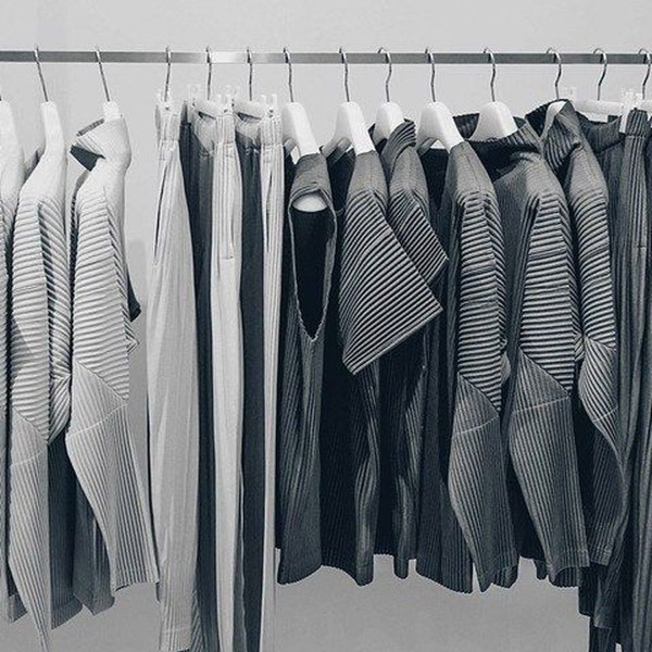 Поєднання сірого кольору в одязі