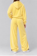 Спортивный костюм женский велюровый, цвет желтый, 241R2001-20 - фото № 2