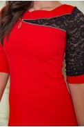 Ошатна міні-сукня, червоного кольору з гіпюровими вставками, 172R38-1