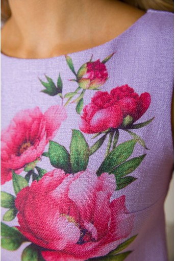 Купить Короткое льняное платье, с цветами Пионы, цвет Сиреневый, 172R018-1 - Фото №4