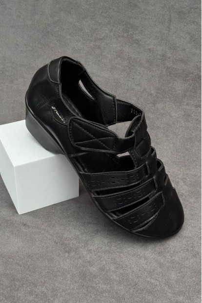 Босоніжки жіночі, колір чорний, 243RA11