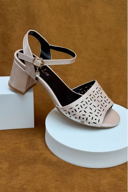 Босоножки женские, цвет пудровый, 243RE251