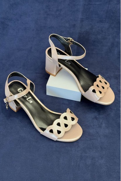 Босоножки женские, цвет пудровый, 243RE265