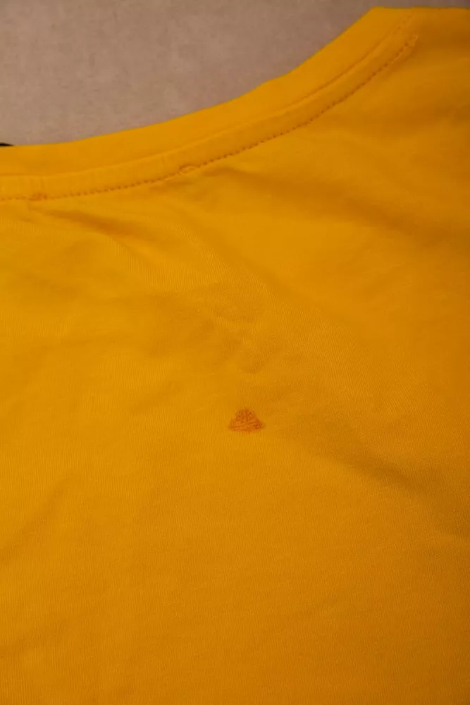 Купити Футболка жіноча з принтом  -уцінка, колір жовтий, 244R2008-U-1 - Фото №6