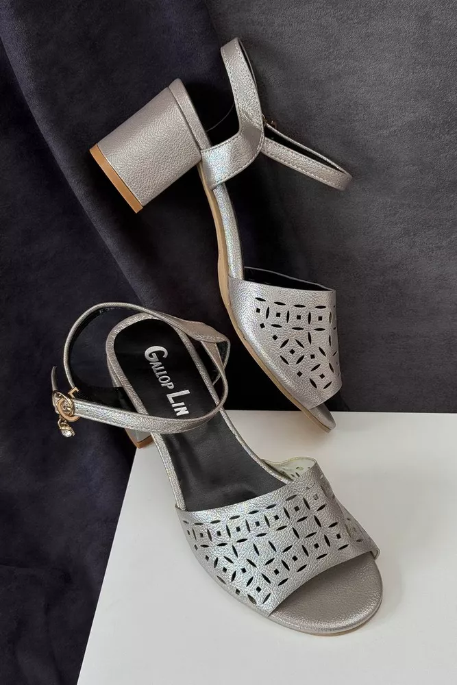 Купить Босоножки женские, цвет серый, 243RE252 - Фото №3