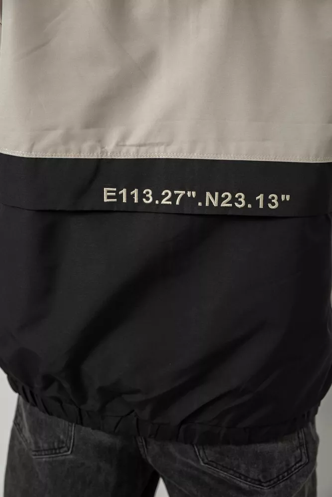 Купити Вітровка чоловіча з принтом  -уцінка, колір чорний, 214R603-1-U-34 - Фото №6