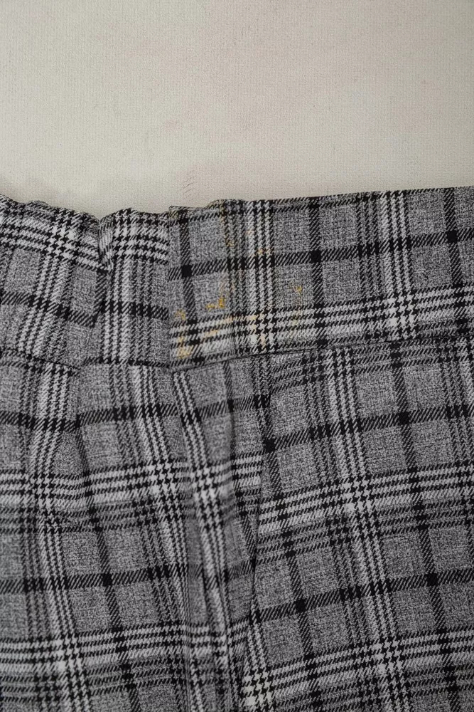 Купить Штаны женские в клеточку  -уценка, цвет серый, 238RM94-U-2 - Фото №7