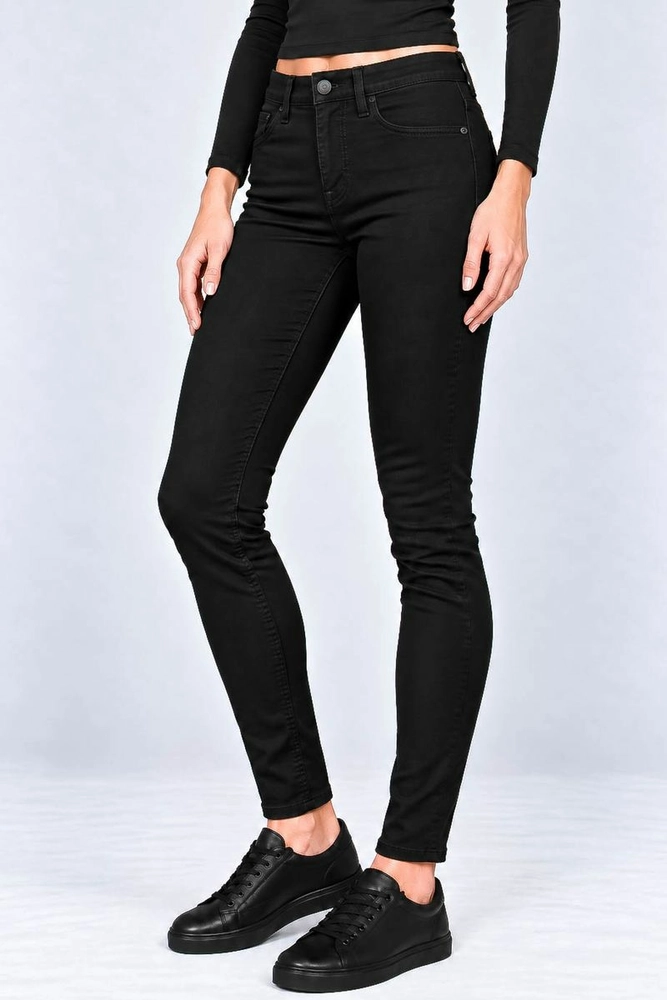 Купити Джинси жіночі однотонні Slim fit, колір чорний, 244RF-81739 - Фото №4