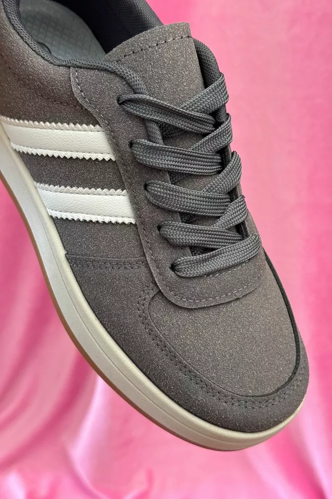 Купити Кросівки жіночі, колір темно-сірий, 248RJH600 оптом - Фото №2