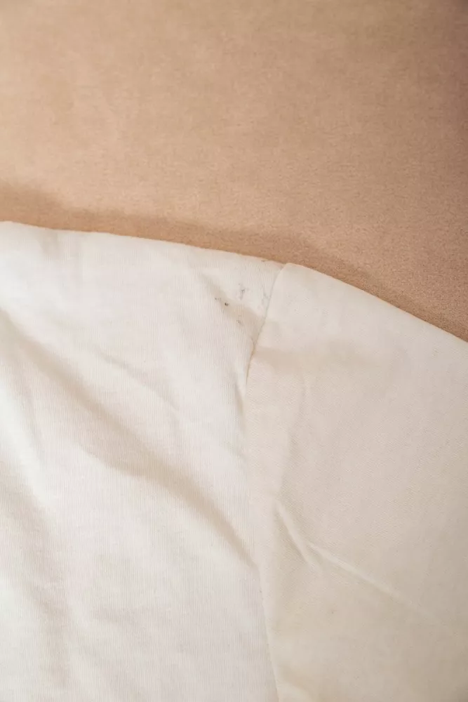 Купити Футболка жіноча однотонна  -уцінка, колір молочний, 129R8900-2-U-4 - Фото №6