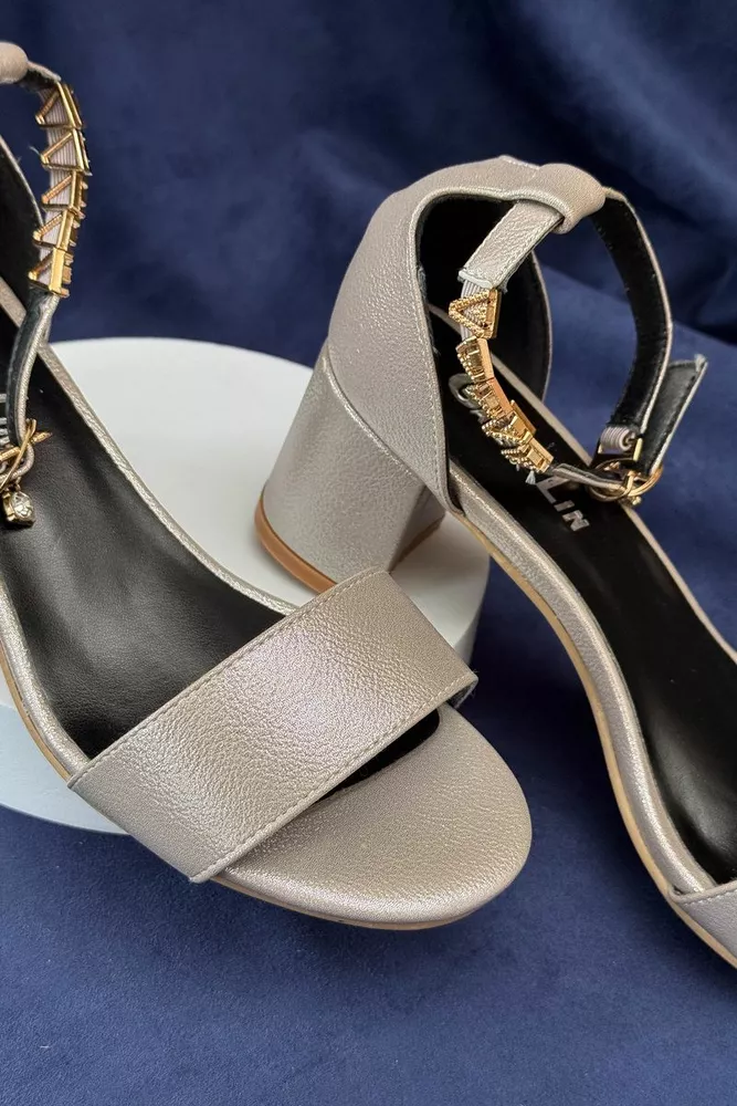 Купить Босоножки женские, цвет серый, 243RE276 - Фото №3