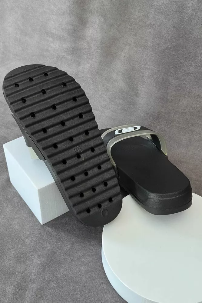 Купить Шлепанцы женские с аппликацией, цвет черный, 243R5030-2 - Фото №4