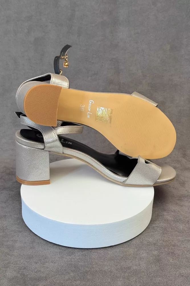 Купити Босоніжки жіночі, колір сірий, 243RE266 оптом - Фото №5