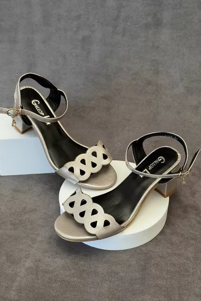 Босоніжки жіночі, колір сірий, 243RE266