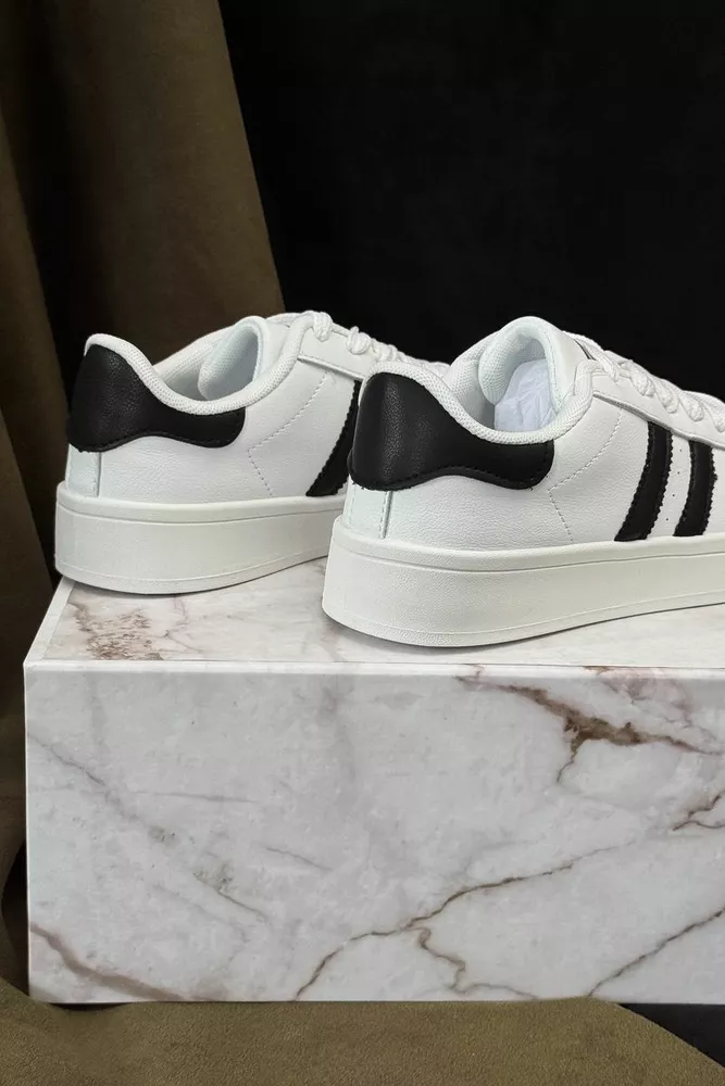 Купити Кеди жіночі, колір біло-чорний, 248RJH100-8 оптом - Фото №4