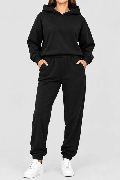 Костюм женский трикотажный, цвет черный, 244R9137