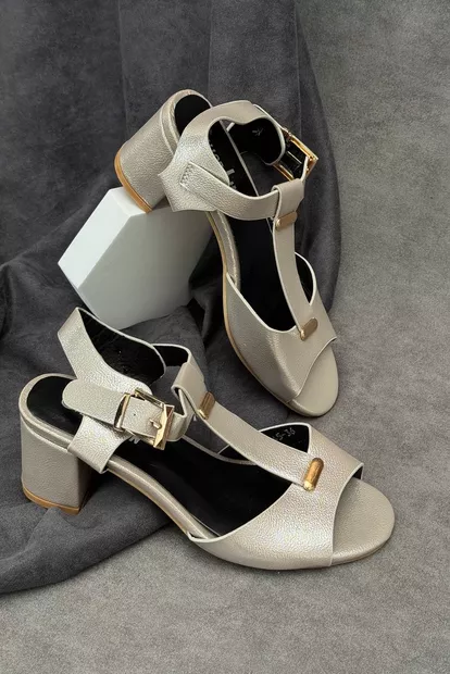 Босоножки женские, цвет серый, 243RE245