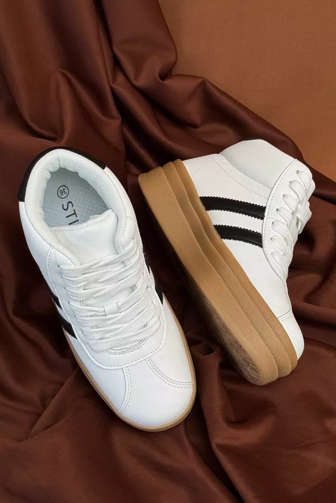 Купить Кроссовки женские демисезонные, цвет бело-черный, 248RWA160-3 - Фото №1