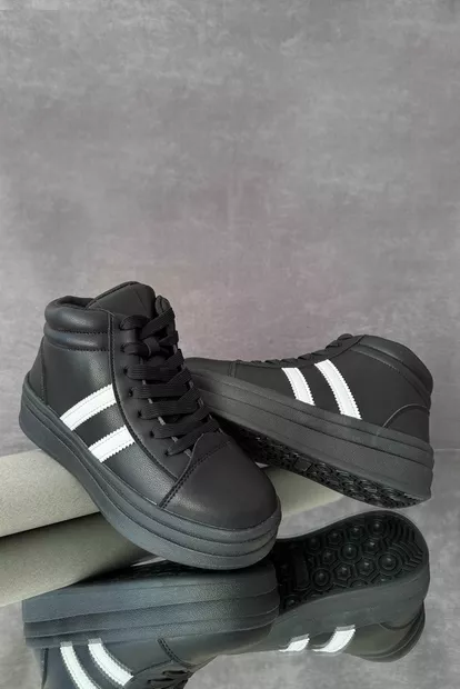 Кросівки жіночі демісезонні, колір чорно-білий, 248RWA180