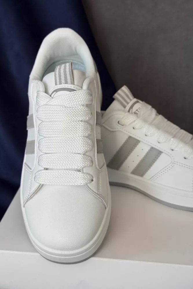 Купити Кросівки жіночі екошкіра, колір біло-сірий, 248RJH300 - Фото №2