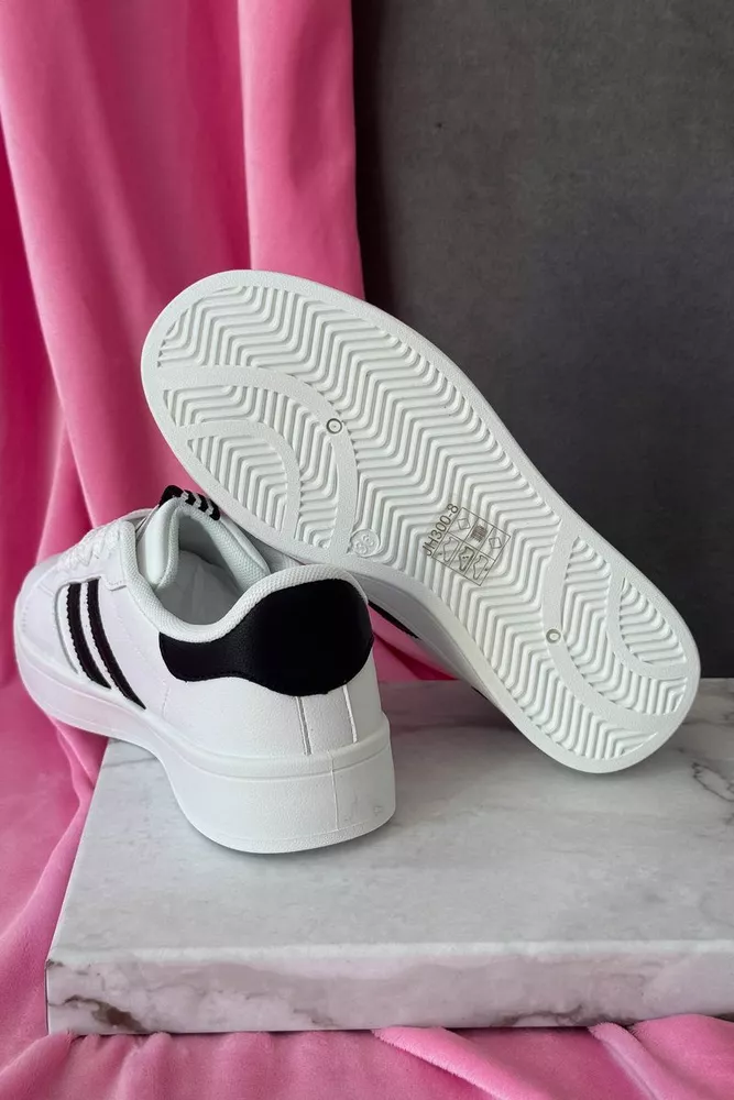 Купити Кросівки жіночі екошкіра, колір біло-чорний, 248RJH300 - Фото №5