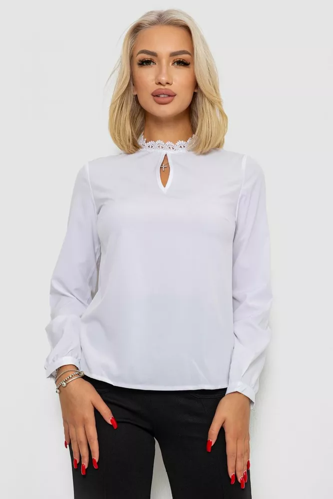 Купити Блуза однотонна  -уцінка, колір білий, 230R232-1-U-1 оптом - Фото №1