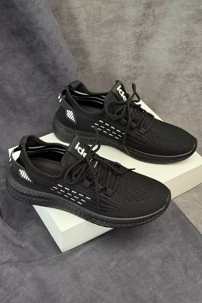 Кроссовки мужские текстиль, цвет черно-белый, 243RF58-1