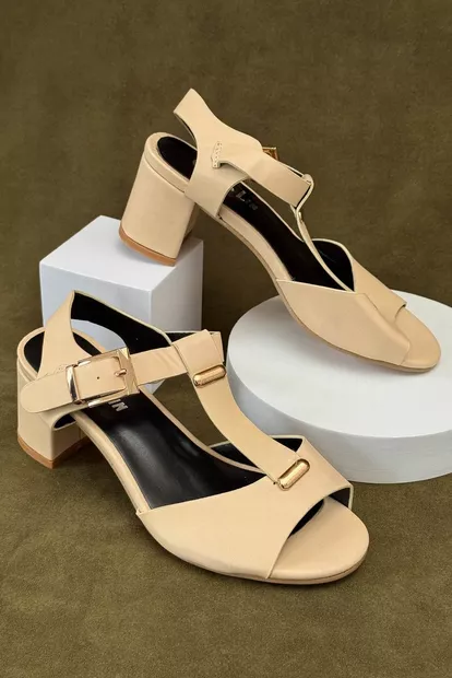 Босоножки женские, цвет бежевый, 243RE248