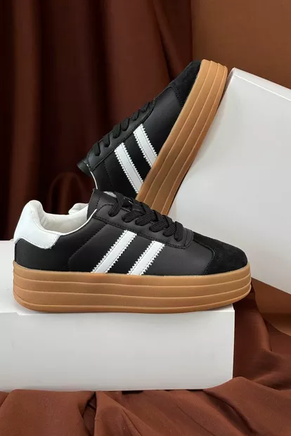 Кроссовки женские демисезонные, цвет черно-белый, 248RCX1570