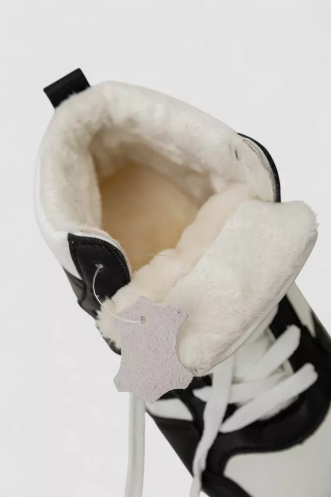 Купити Кросівки жіночі зимові на хутрі, колір біло-чорний, 248RAD400-6 - Фото №6