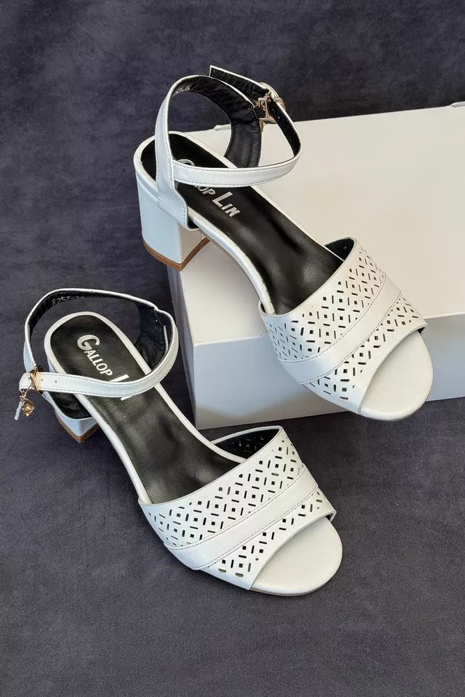 Купити Босоніжки жіночі  -уцінка, колір білий, 243RE257-U - Фото №2