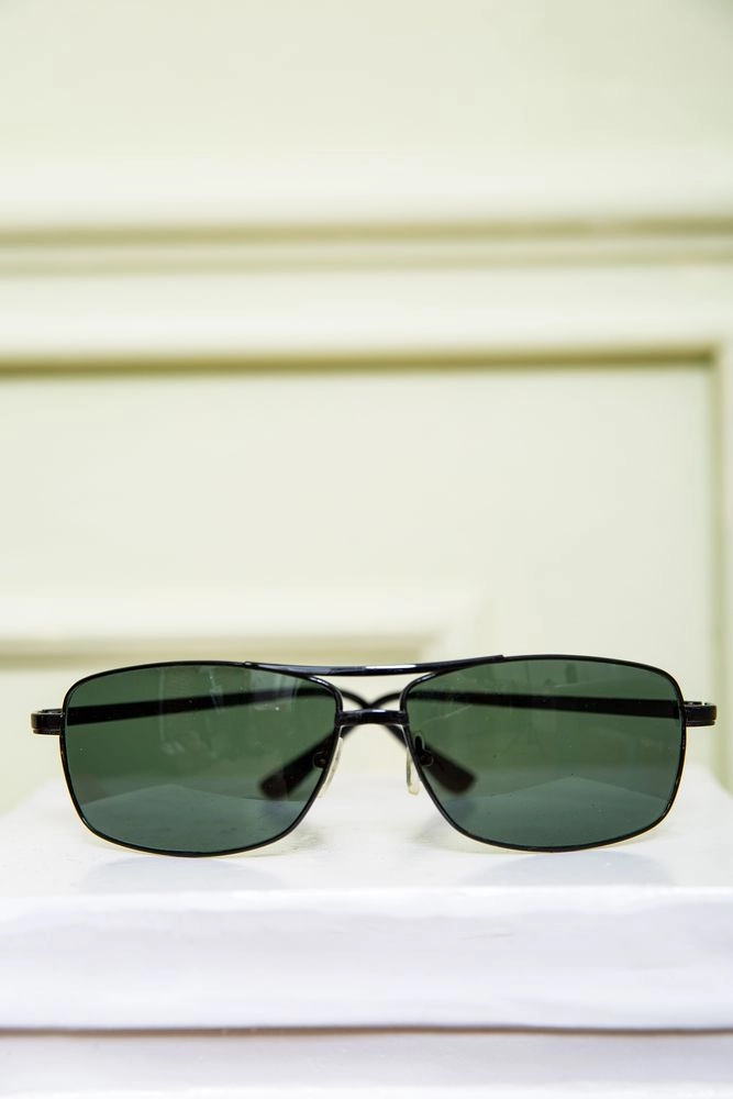 Купити Чоловічі сонцезахисні окуляри чорного кольору 154R8014 оптом - Фото №1