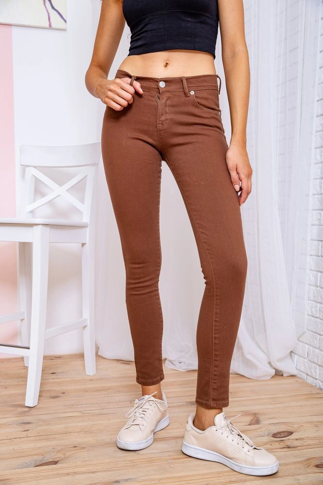 Купить Женские приталенные джинсы коричневого цвета 117R5003-1 оптом - Фото №1