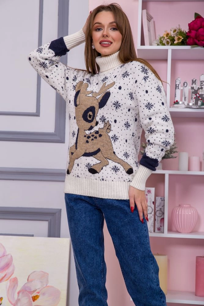 Купити Жіночий светр з новорічним принтом молочного кольору 122R4402 - Фото №1