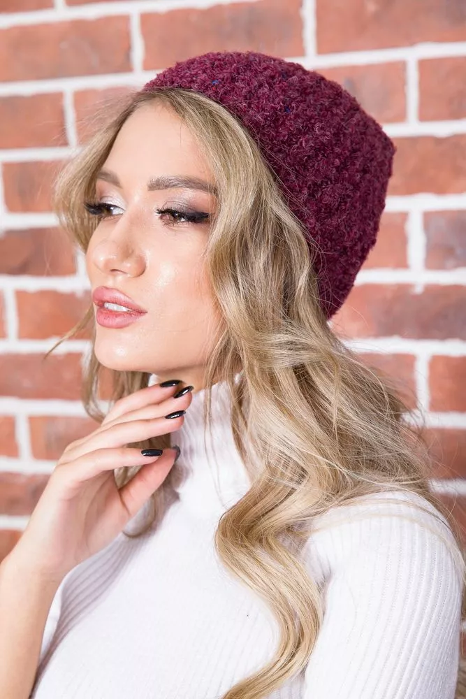 Купити Осінньо-зимова жіноча шапка, темно-пудрового кольору, 167R7774 - Фото №1