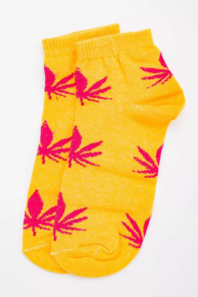 Купити Жіночі короткі шкарпетки, жовтого кольору з принтом, 131R137095 оптом - Фото №1