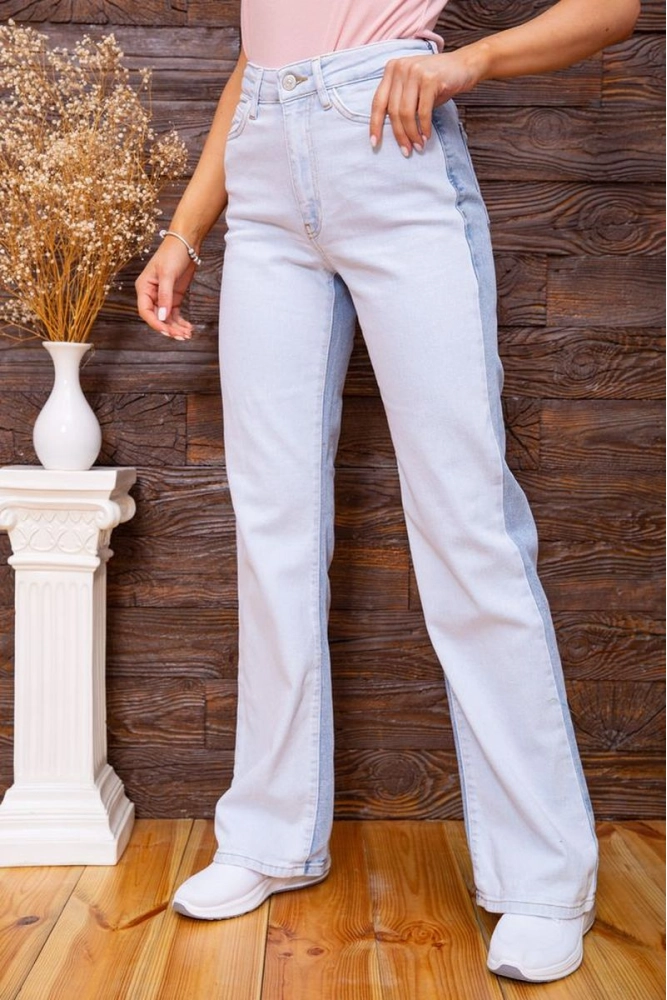 Купити Жіночі джинси труби світло-блакитного кольору 157R102-5 - Фото №1